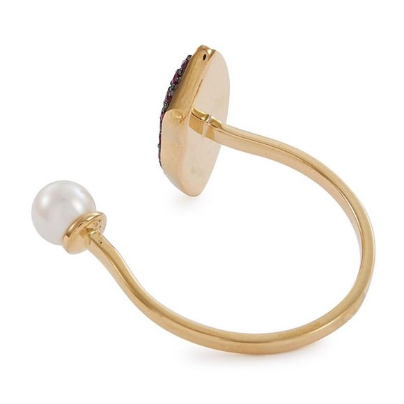 Lips Piercing Ring - Picture 3 of 4